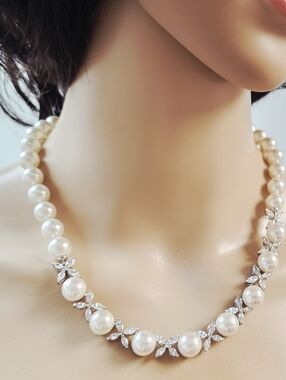 Majorica Pearl and Zirconia Necklace 10mm Venus